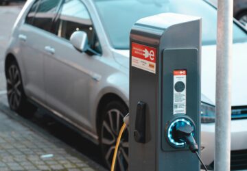 Konversi Kendaraan Listrik 2026: Waktu Tepat Beralih ke EV di Indonesia?