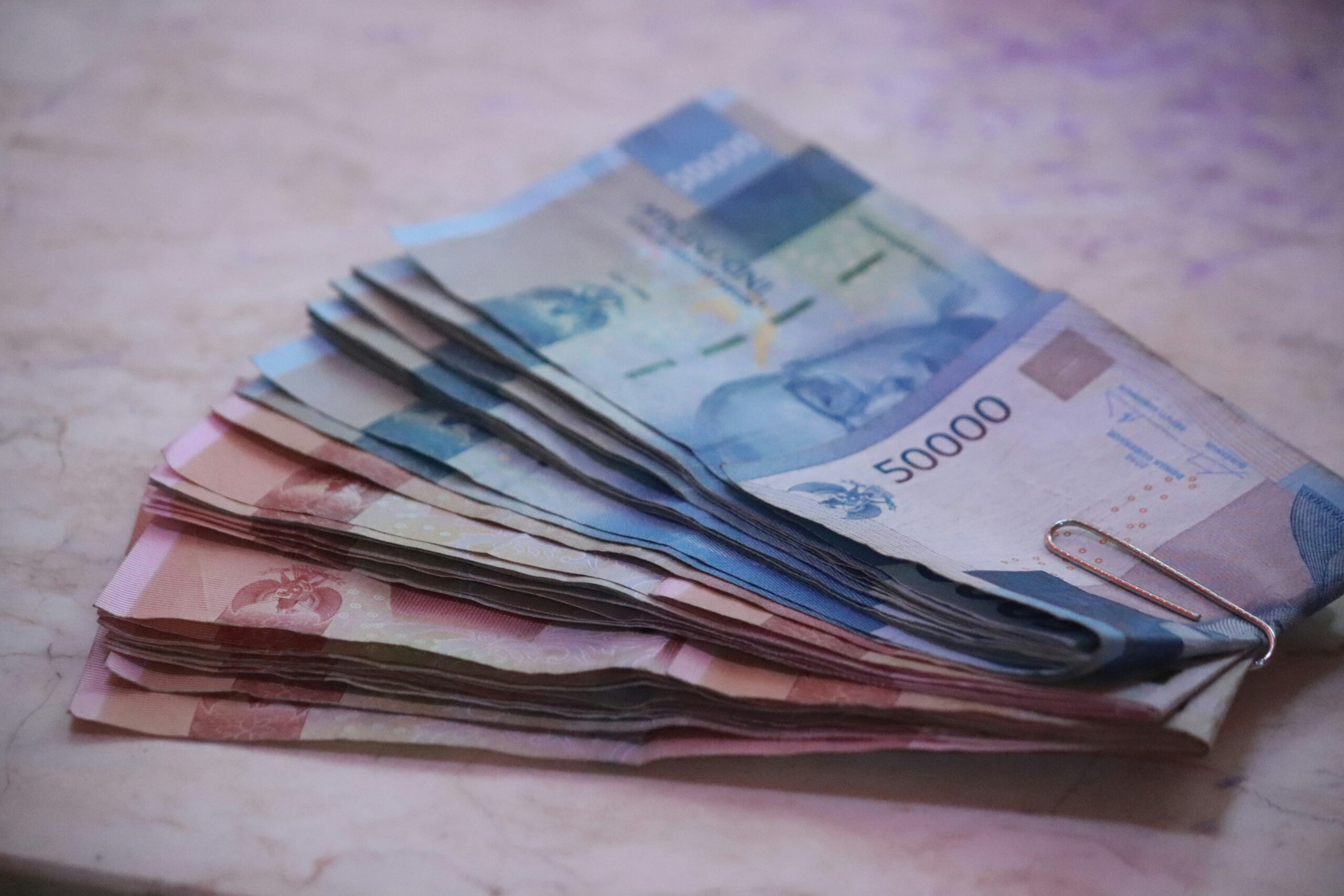 Suku Bunga Deposito BBCA, BMRI, BBNI, BBRI Mei 2026 (Foto: Unsplash/Mufid Majnun)