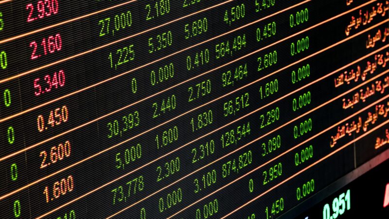 IHSG dan Rupiah Berbalik Naik Hadapi Tekanan Ekonomi Amerika